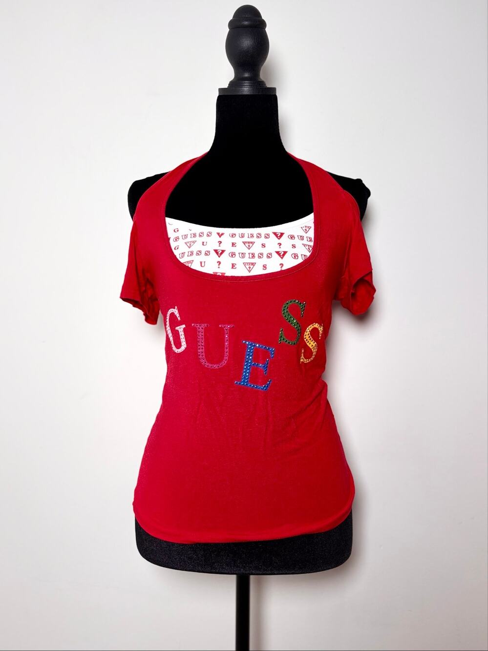 Vtg Y2K Guess Red Cold Shoulder Bedazzled Logo Monogram Underlayer Top Sz S